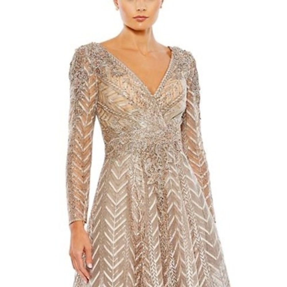 Mac Duggal Chevron Sequin Lace Long Sleeve Gown Taupe Gold Formal A Line size 16 - Picture 5 of 16